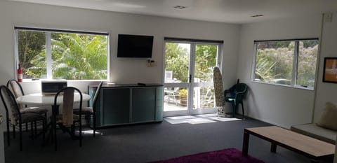 Affordable, Spacious, Bright, Warm, Unit in Central Whangarei Chalet in Whangārei