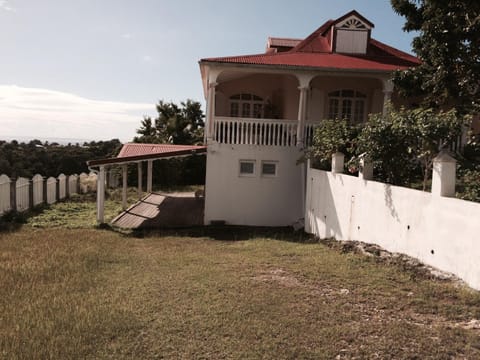 Property building, Garden view