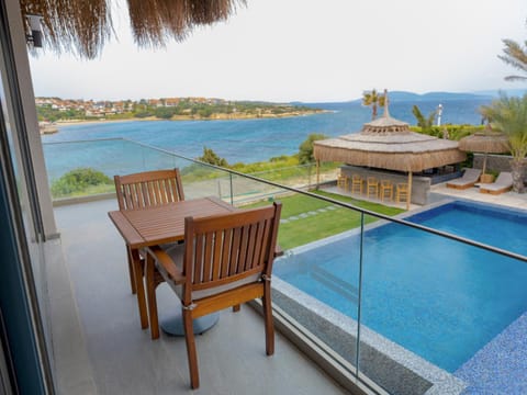 View (from property/room), Balcony/Terrace, Pool view, Sea view, Swimming pool