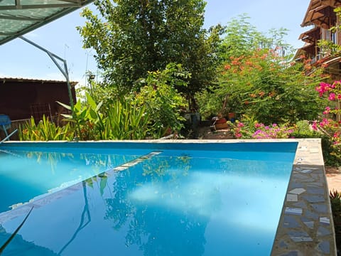 Garden, Swimming pool