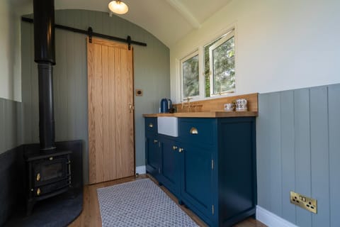 Bannfield shepherds hut Campground/ 
RV Resort in Northern Ireland