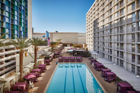 Harrah's Las Vegas Hotel & Casino Resort in Las Vegas Strip