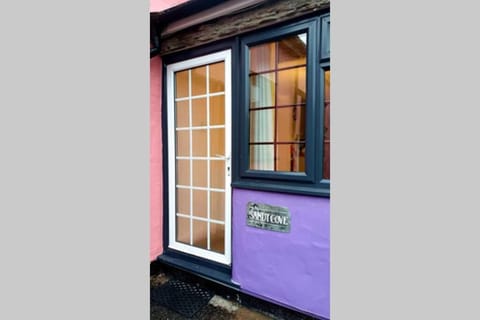 Sandy Cove Cottage Chalet in North Devon District