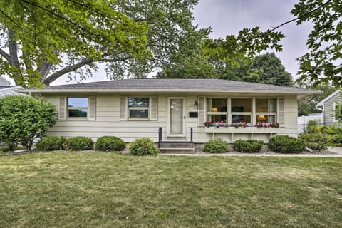 Charming Rochester Home - 2 Mi to Mayo Clinic! Haus in Rochester