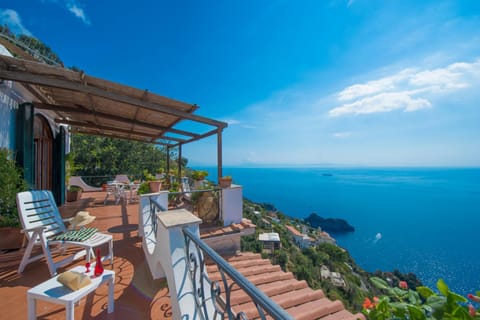 Natural landscape, Balcony/Terrace, Sea view