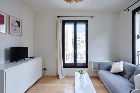 Residence Boulogne Centre le passage by Studio prestige Apartment in Paris