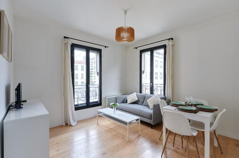 Residence Boulogne Centre le passage by Studio prestige Apartment in Paris