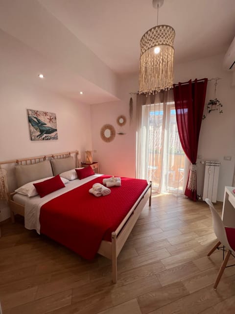Bed, TV and multimedia, Balcony/Terrace, Photo of the whole room, Bedroom, internet, towels, air conditioner