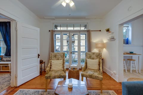 Walkable Savannah Escape in Historic District! Apartment in Savannah