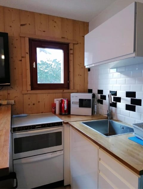 Très bel appartement face au lac de Bozel Condo in Saint-Bon-Tarentaise