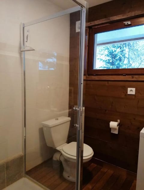 Très bel appartement face au lac de Bozel Condo in Saint-Bon-Tarentaise