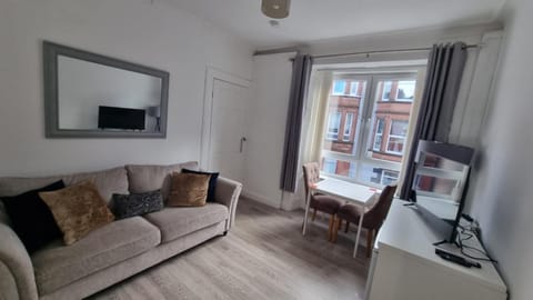 Carrick - One Bed Apartment Apartment in England