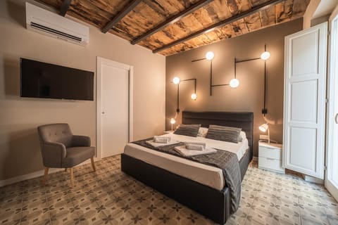 Palazzo Paladini - Luxury Suites in the Heart of the Old Town Apartment hotel in Pizzo