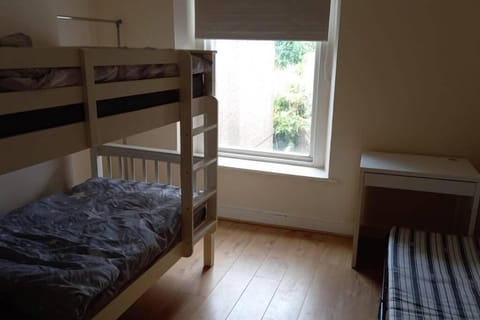 Swansea City Centre Townhouse House in Swansea