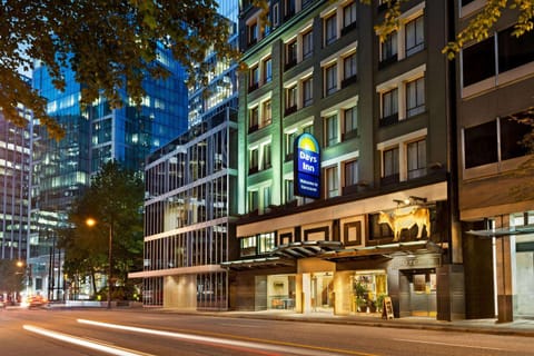 Days Inn by Wyndham Vancouver Downtown Hotel in Vancouver