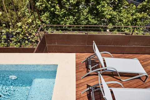 Balcony/Terrace, Swimming pool