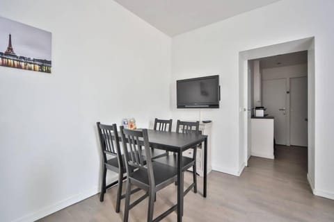 Studio 4P Calme/Full Equipped/Charonne/PereLachese Apartment in Paris