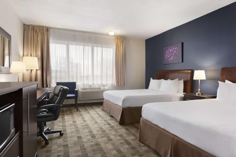 Days Inn by Wyndham Montreal Airport Conference Centre Hotel in Dorval