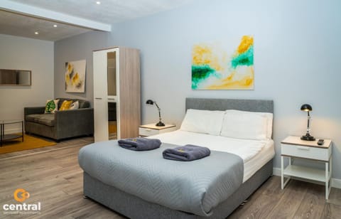 Bed, Living room, Bedroom, wardrobe