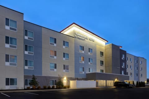 TownePlace Suites by Marriott Monroe Hotel in Jerusalem Township