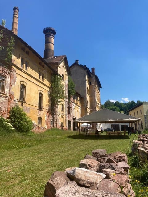 PENZION PIVOVAR - Jedinečné ubytování v areálu bývalého pivovaru Villa in Lower Silesian Voivodeship