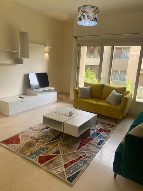 Comfortable Apartment at The Village, New Cairo Condominio in New Cairo City