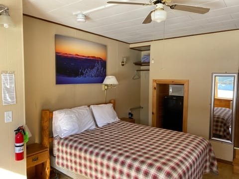 Mountain View Motel & Campground Motel in Coplin