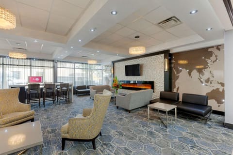 Best Western Plus Toronto Airport Hotel Hôtel in Brampton
