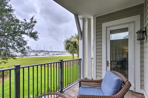 Breezy St Simons Hideaway with Waterfront Views! Condo in Saint Simons Island