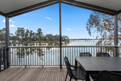 Day, Natural landscape, View (from property/room), Balcony/Terrace, Lake view