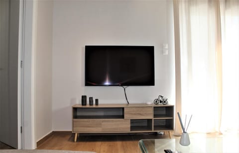 Communal lounge/ TV room, TV and multimedia