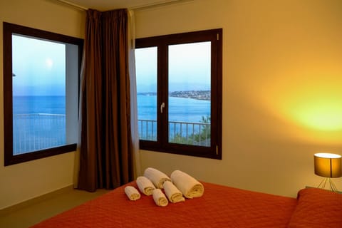 Bedroom, Sea view