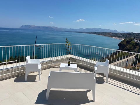 Day, View (from property/room), Balcony/Terrace, Beach, Sea view