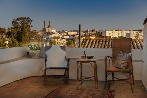 Balcony/Terrace, City view