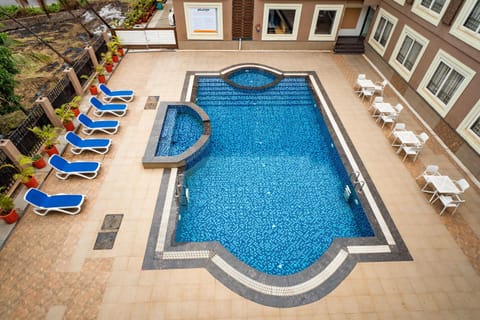 Pool view, Swimming pool