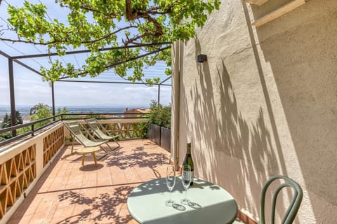 Patio, Natural landscape, Balcony/Terrace, Sea view