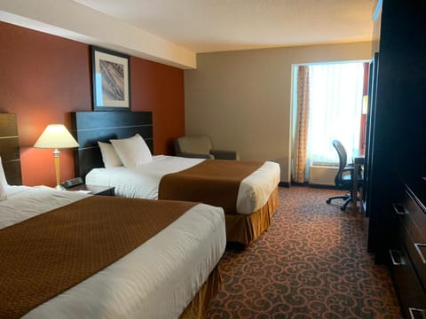 Ramada by Wyndham Niagara Falls/Fallsview Hotel in Niagara Falls