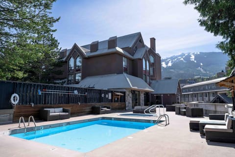 Property building, Pool view, Swimming pool