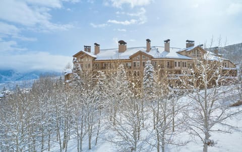 Woodrun Place Resort in Snowmass Village