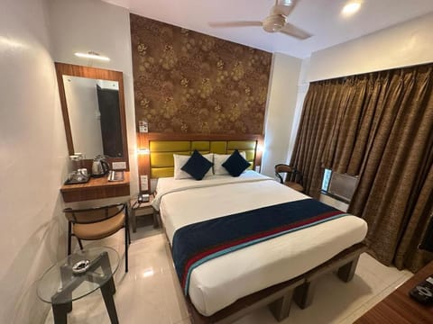SriKrishna Paradise Hotel Thane Navi Mumbai Hotel in Thane