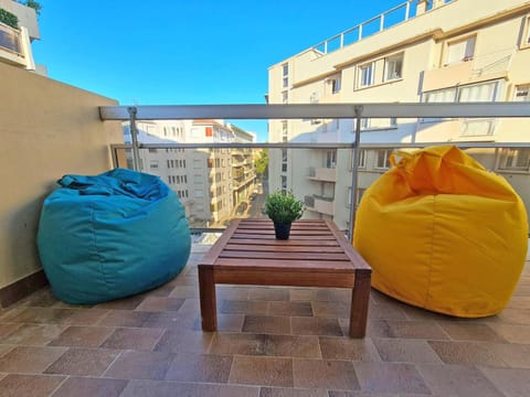 GregBnb - T2 Pleine Ville - CLIMATISE - BALCON - 2 Apartment in Toulon