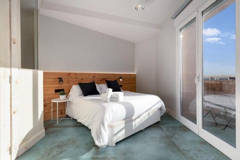 Your home at Valencia, Marina Real Apartment in Valencia