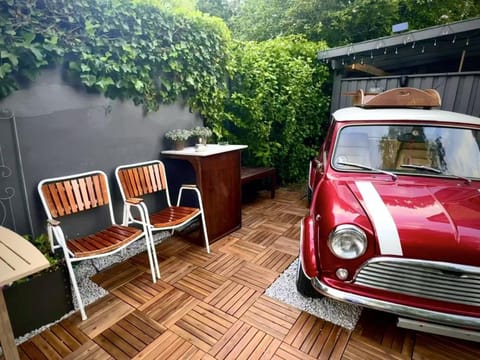 Garden, Balcony/Terrace