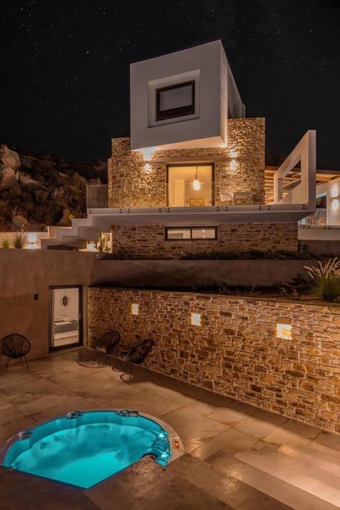 Villa Sorriso - Beach House, Seaview, Pool Villa in Naxos, Naxos and Lesser Cyclades, Greece