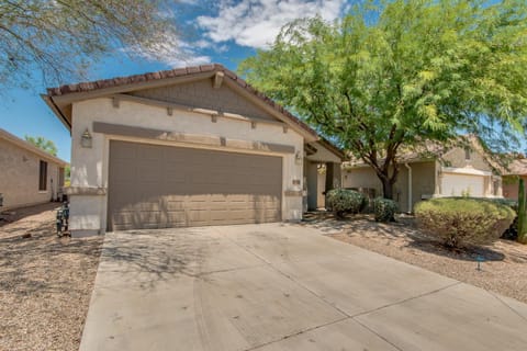 Active Adult Community Right on the Golf Course home House in Johnson Ranch