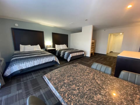 Dining area, Bedroom