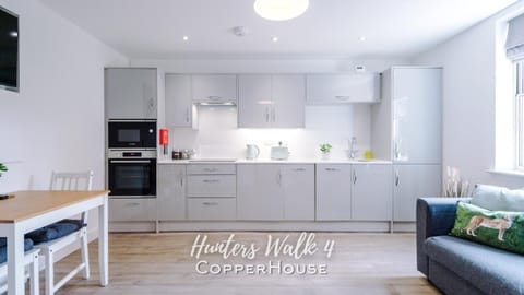 Chester City Centre apartments with parking Apartment in Chester