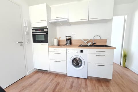 Le Poulorio 8 - T2 - Proche Gare By Locly Apartment in Lorient