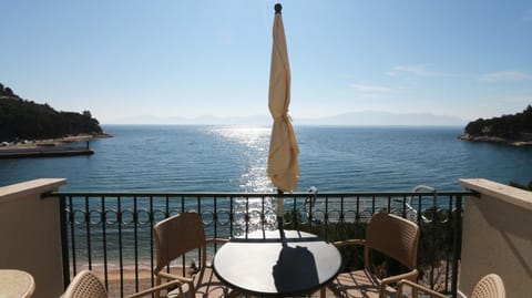 Apartments on the beach-Drvenik Apartment in Dubrovnik-Neretva County