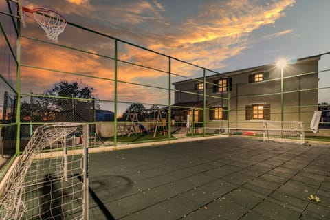 Patio, Garden, Garden view